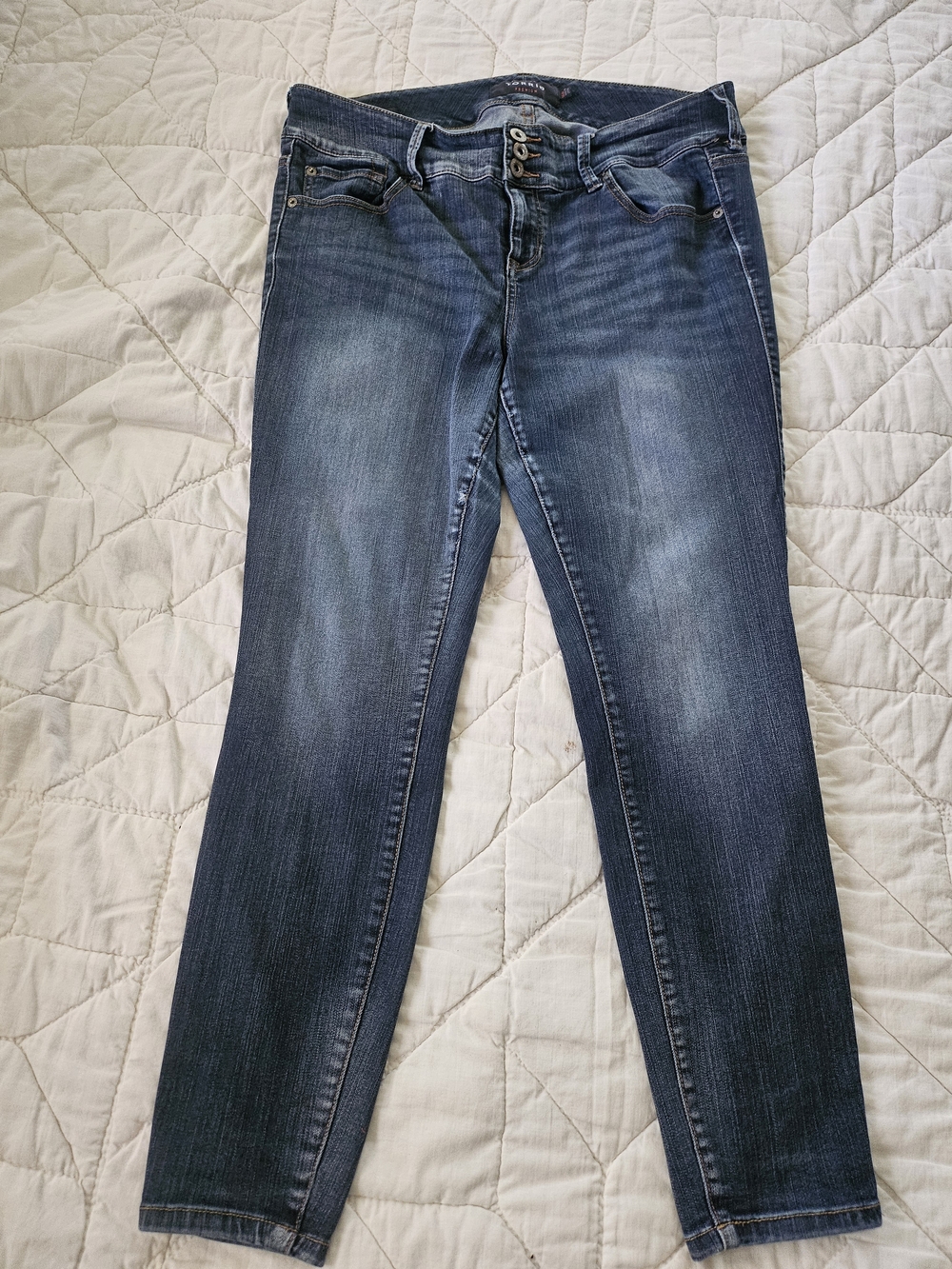 Torrid- High Rise- 3 Button Jeggings - Size 16R